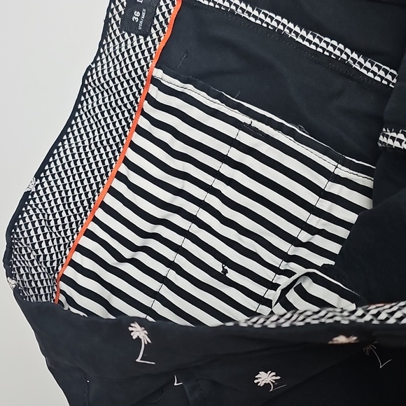 Denim & Flower Mens Shorts Sz 36 - Picture 6 of 11